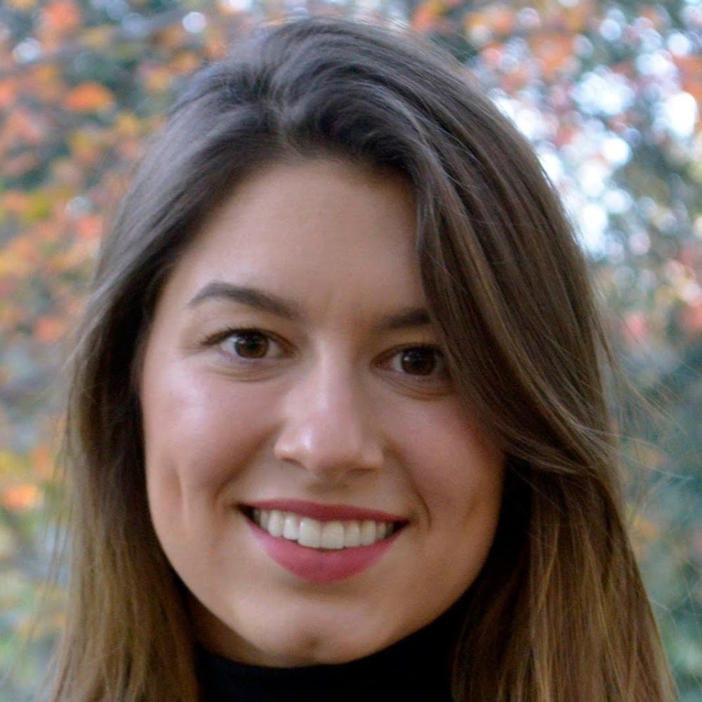 Meet your Posher, Carolyn